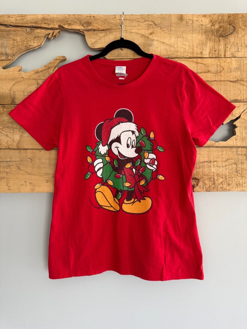 Disney Mickey Mouse Christmas Wreath & Lights Graphic Tee | Like New | Size L